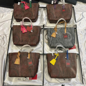 حقيبة إيترو توت بنقشة بيزلي